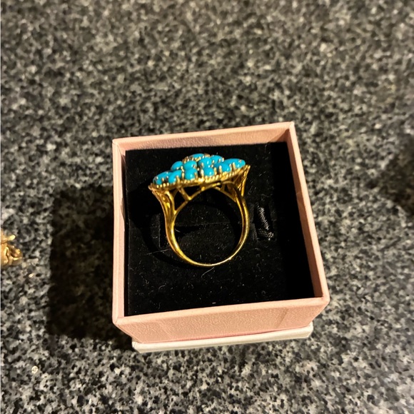 Turquoise and Gold Floral Ring - Picture 6 of 11